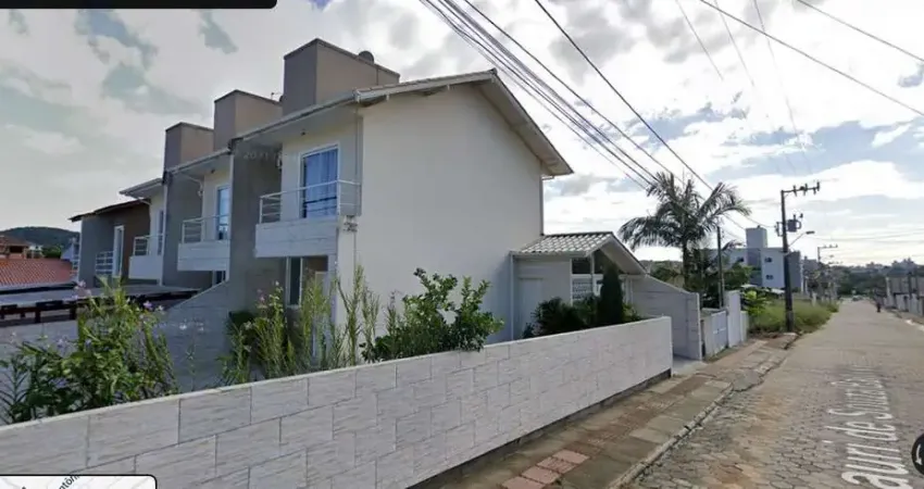À venda | 61 m², Semi Mobiliado, 2 quartos, 1 vaga de garagem coberta - Ipiranga, em São José
