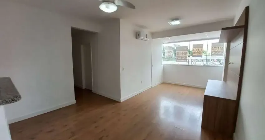 3 quartos, semi mobiliado e 1 vaga de garagem - à venda no bairro estreito, florianópolis.