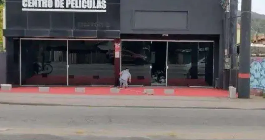 Loja comercial com 210m² - à venda na avenida central do rio tavares.