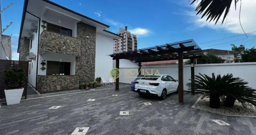 À venda | 400 m², Oportunidade para Investidores, 3 apartamentos, 10 vagas e espaço gourmet com churrasqueira.