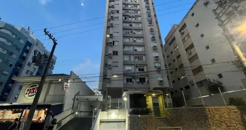 À venda | 101 m² privativos, 3 quartos, vista mar, andar alto e 1 vaga de garagem – Centro de Florianópolis, próximo ao Top Market.
