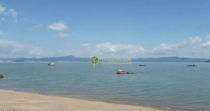 À venda | 288 m², pé na areia, frente mar, 2 quartos e 4 vagas de garagem - cacupé, em florianópolis.