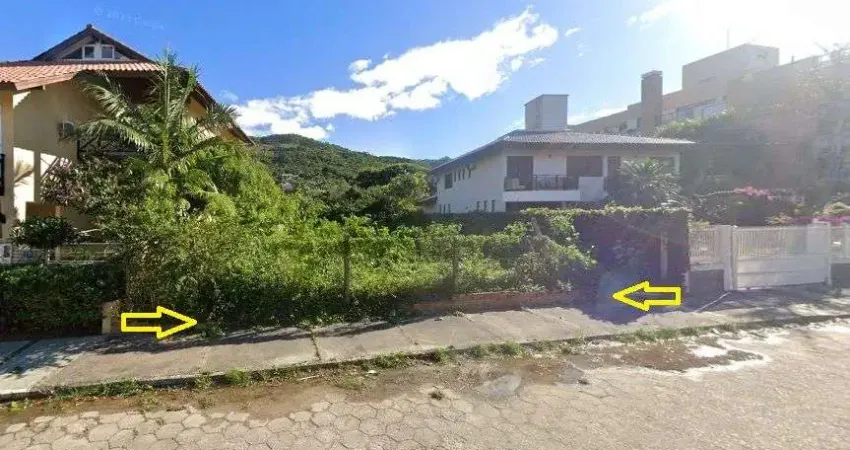 Terreno com 605m² em área nobre na praia brava - à venda em florianópolis.