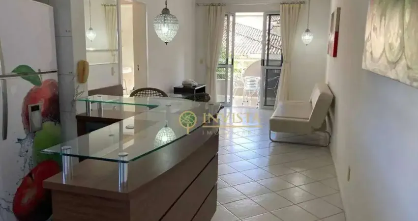 À venda na Praia de Jurerê Internacional! 2 quartos, sacada com churrasqueira e 2 vagas de garagem.