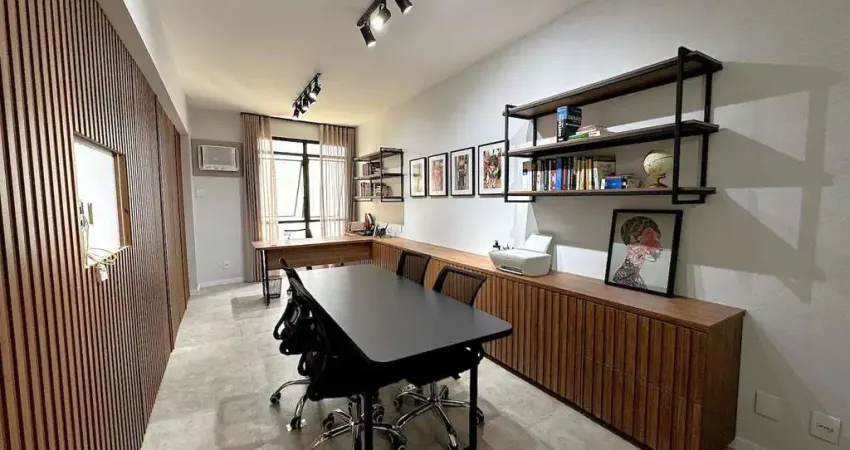 Sala comercial com 32,86m² - à venda no centro de florianópolis.