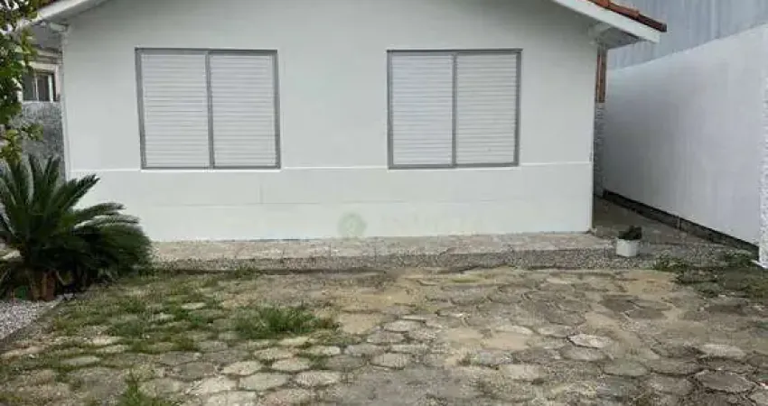 À venda | 65m² construídos, 2 quartos e 1 vaga de garagem - ribeirão da ilha, florianópolis.