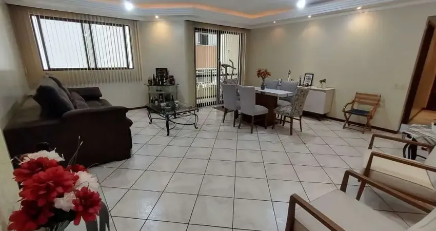 À venda | 134 m², sacada, dependência de empregada, 3 quartos e 1 vaga de garagem - agronômica, em florianópolis.