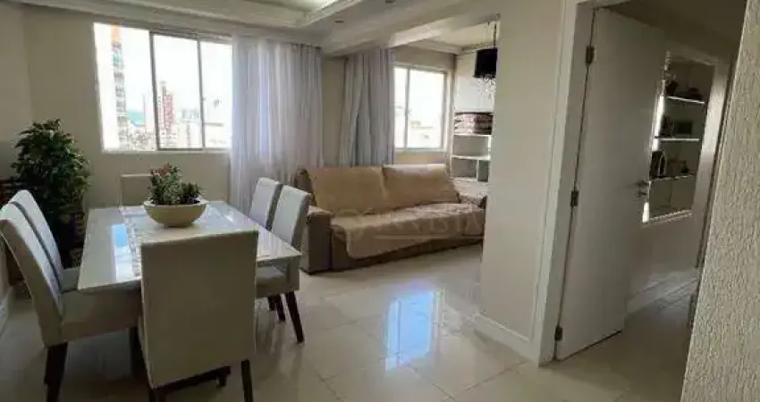 À venda | 77 m², Móveis planejados e 1 vaga de garagem - Estreito, em Florianópolis.