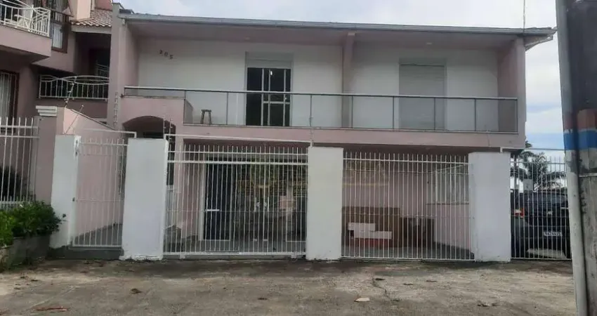 Locação | Loja Comercial com 110 m² e 1 Vaga - Próx. à Ponte Hercílio Luz, Estreito - Florianópolis