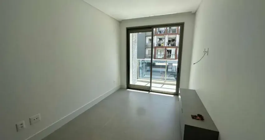 À venda | semi mobiliado, 67 m², 2 quartos e 1 vaga de garagem - córrego grande, próximo ao imperatriz.