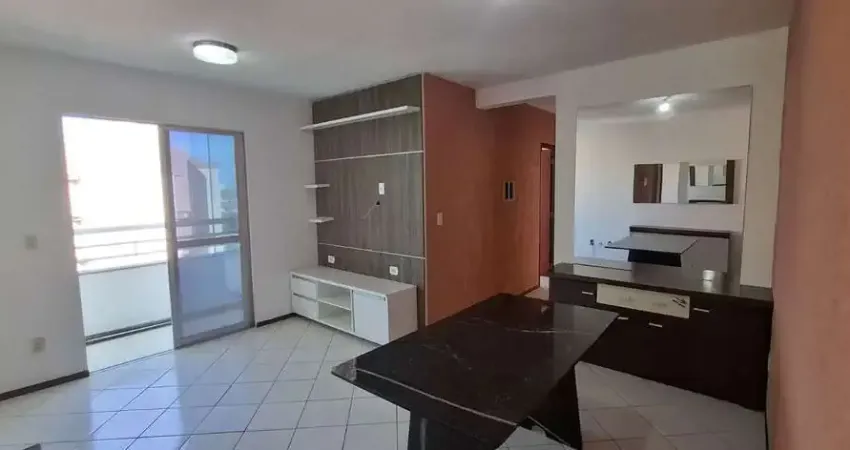 À venda | 70 m², 3 quartos, sacada e 1 vaga de garagem.