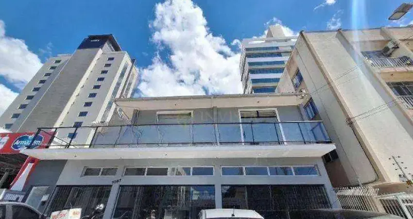 Locação | Loja Comercial com 308 m² e 2 vagas de garagem - Kobrasol, em São José.