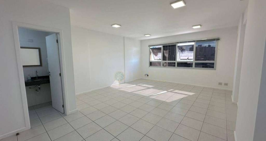À venda | Sala Comercial com 38 m² e 1 vaga de garagem - Estreito, em Florianópolis.