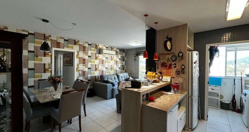 À venda | 89 m², sacada com churrasqueira, 3 quartos e 1 vaga de garagem - Trindade, em Florianópolis.