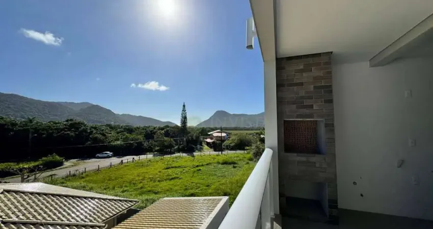 À venda | 53 m², sacada com churrasqueira, 2 quartos e 1 vaga de garagem - Praia dos Açores, em Florianópolis.