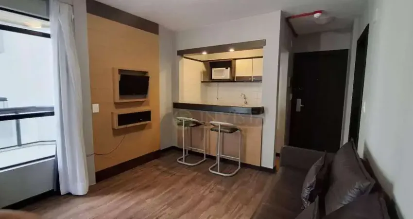 À venda |  Mobiliado, 45 m², 1 quarto e 1 vaga de garagem - Centro, em Florianópolis.
