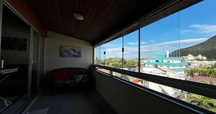 À venda | 96 m², 3 quartos, sacada com churrasqueira e 2 vagas de garagem - Praia do Santinho, em Florianópolis.