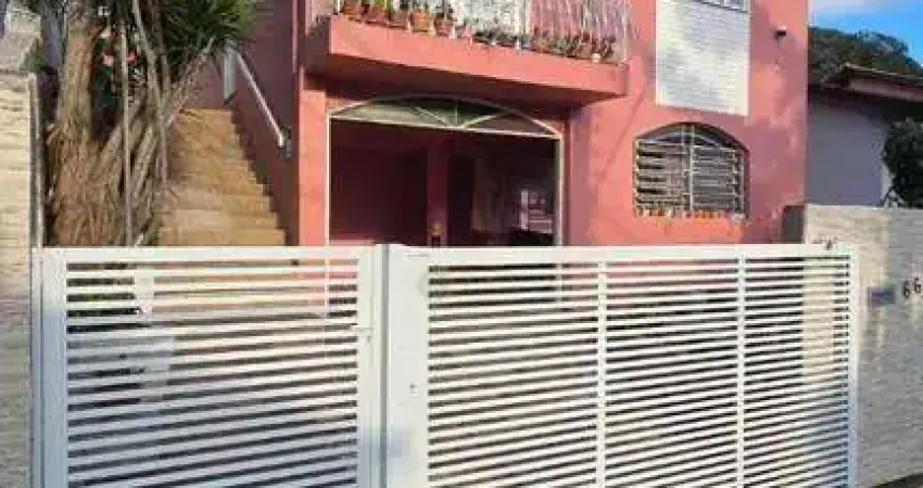 À venda | 116 m², 3 quartos e 2 vagas de garagem - Centro, em Florianópolis.