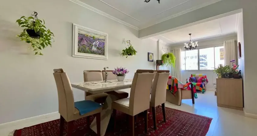 À venda | 132 m², 3 quartos, mobiliado e 1 vaga de garagem - centro, em florianópolis.