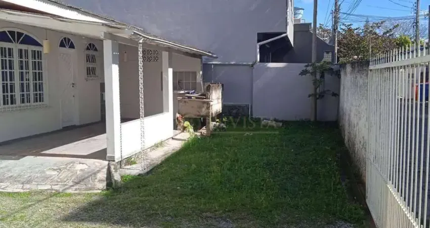 Locação | 90 m², 2 quartos, Hidromassagem e 2 vagas - Praia dos Ingleses, Florianópolis.