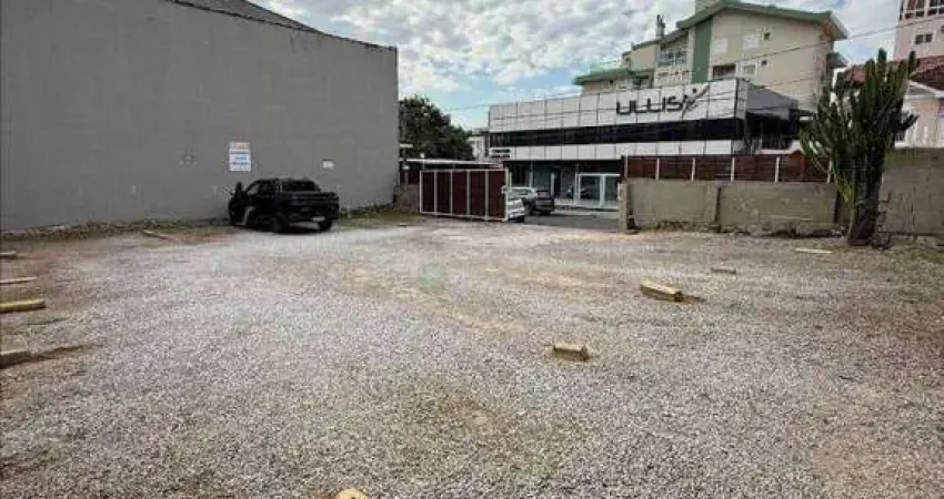 À venda | terreno com 342 m² próximo à beira-mar continental - estreito, florianópolis.