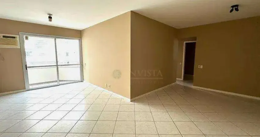 À venda | 122m², semi mobiliado, 3 quartos, sacada - próximo ao colégio catarinense, centro de florianópolis.