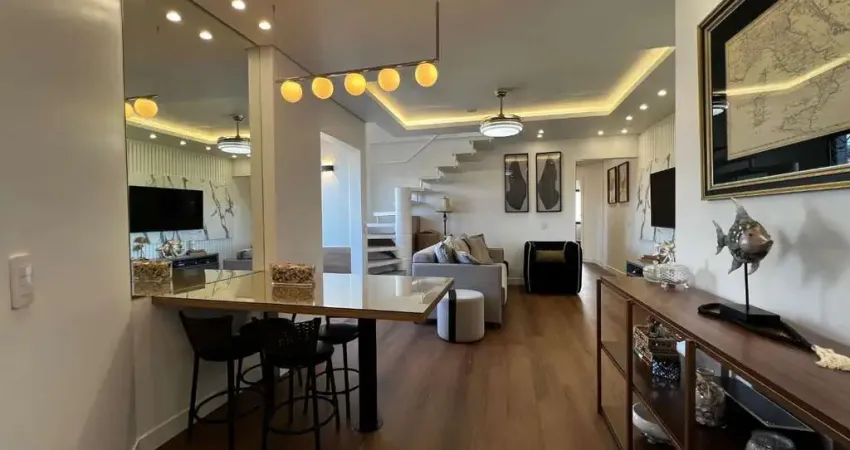 À venda | 166 m², duplex, mobiliada e decorada, terraço privativo, 3 quartos e 2 vagas - ao lado da ufsc, em florianópolis.