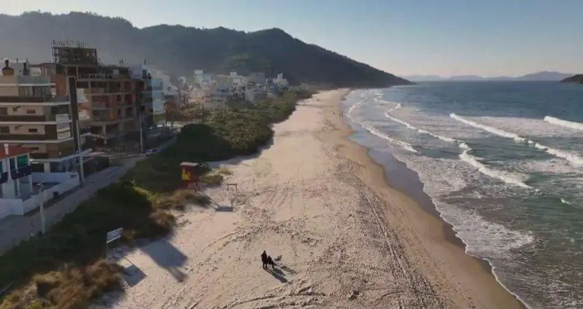 Á venda | 3 quartos, semi mobiliado, 1 vaga de garagem - gov celso ramos