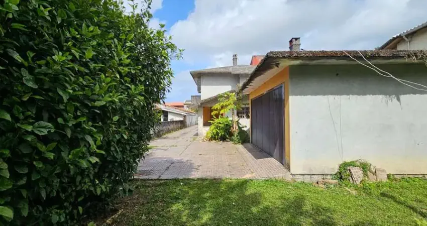 À venda | 300 m², 3 quartos (todos suítes) e 2 vagas - barra da lagoa, em florianópolis.