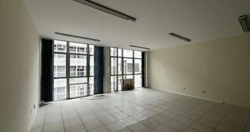 À venda | Sala Comercial de 83 m² com 1 vaga de garagem - Centro, em Florianópolis.