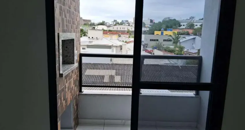 À venda | 78 m², Pronto para Morar, Sacada com Churrasqueira, 2 quartos e 1 vaga - Flor de Nápolis, em São José.
