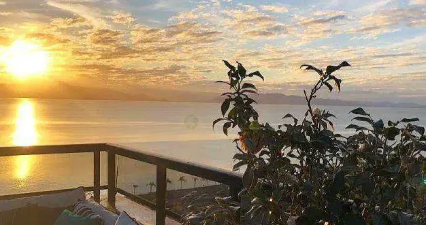 À venda | duplex, 303 m³, vista mar, terraço privativo, 4 quartos e 3 vagas - agronômica, em florianópolis.