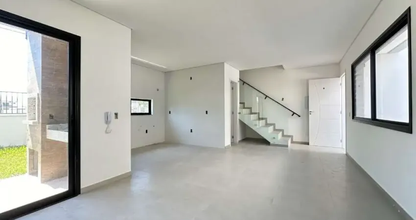 À venda | sobrado de 98 m², 3 quartos, varanda gourmet, sacada e 1 vaga - palhoça/sc.