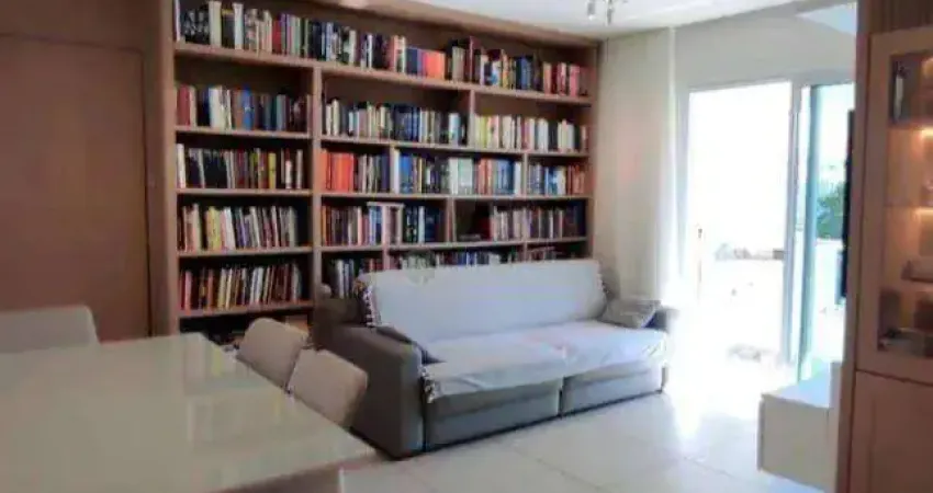 À venda | 77 m², sacada com churrasqueira, 2 quartos e 2 vagas - capoeiras, em florianópolis.