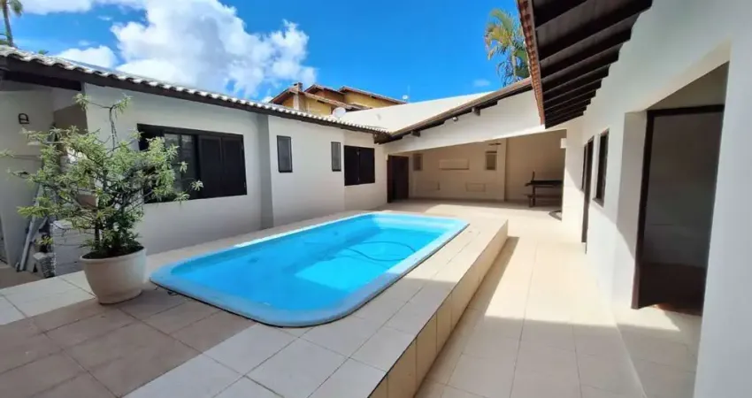 À venda | casa de 195 m², piscina, edícula,3 quartos e 4 vagas - itacorubi, em florianópolis.