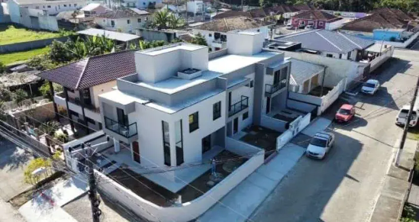 À venda | casa de 3 quartos, sacada e 2 vagas - forquilhas, em são josé!