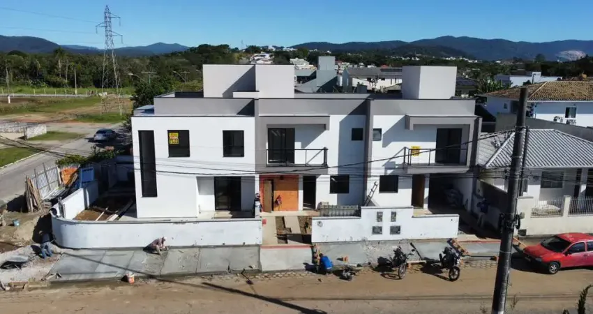 À venda | casa de 2 quartos, sacada e 1 vaga - forquilhas, em são josé!