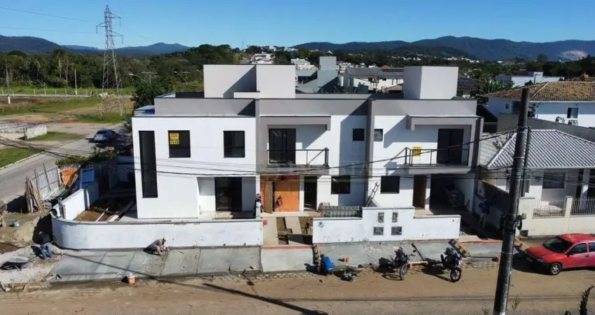 À venda | casa de 2 quartos, sacada e 1 vaga - forquilhas, em são josé!