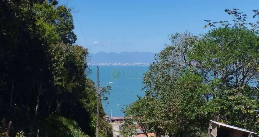 Terreno de 2870 m² à venda, vista panorâmica do mar com viabilidade - sambaqui, em florianópolis.