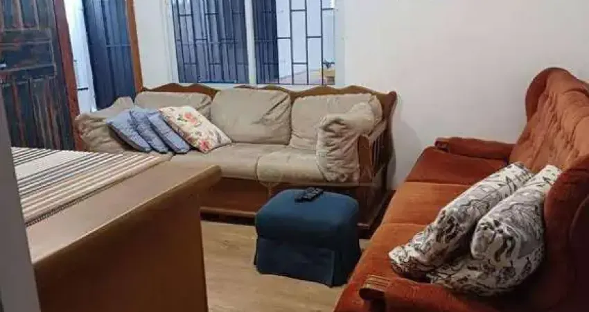 Casa com 2 quartos à venda, varanda com churrasqueira, 1 vaga - bairro agronômica, em florianópolis.