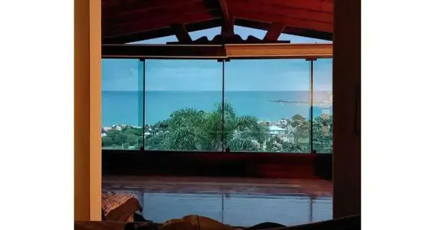 Casa com 3 quartos à venda, hidromassagem, vista panorâmica do mar e 2 vagas - praia da armação, em florianópolis.