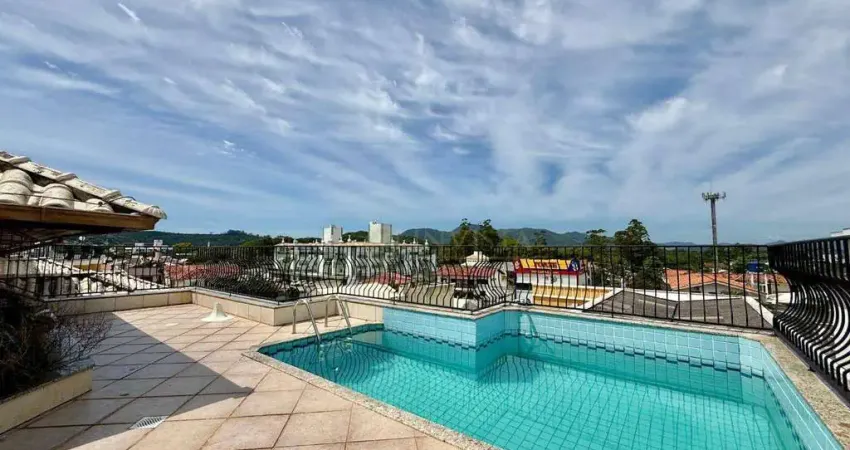 Cobertura com 3 quartos em florianópolis! piscina privativa, churrasqueira e 2 vagas de garagem - praia da cachoeira do bom jesus.