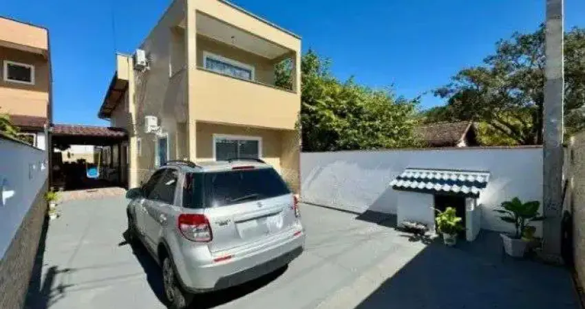 Casa com 3 quartos à venda em florianópolis, 140 m², semi mobiliada e 4 vagas.