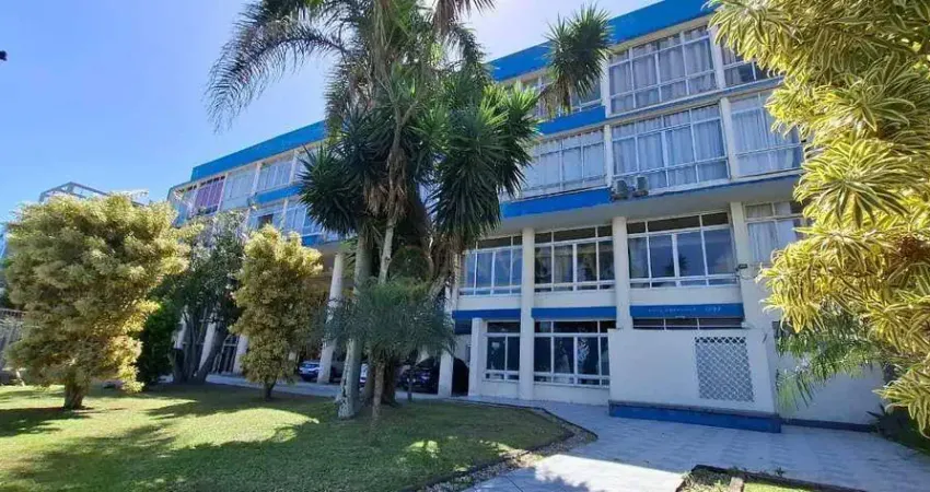 Apartamento studio com 1 vaga para alugar em florianópolis.