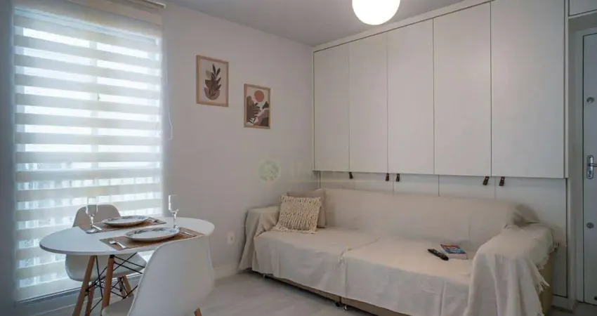 Apartamento com 2 quartos à venda próximo à ufsc, semi mobiliado, 52 m² e 1 vaga - bairro itacorubi, em florianópolis.