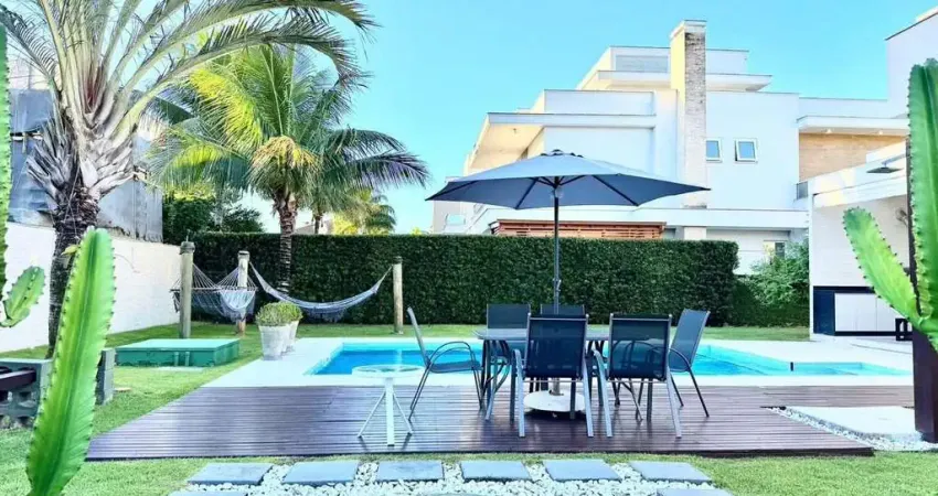 Locação | 330 m², piscina privativa, lareira, 3 quartos e 4 vagas - jurerê internacional, florianópolis.