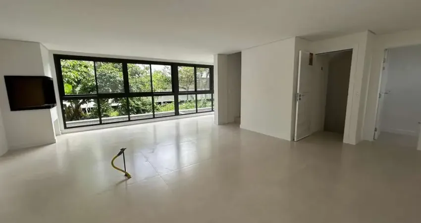 Casa com 3 quartos em florianópolis! churrasqueira e 2 vagas - bairro córrego grande.