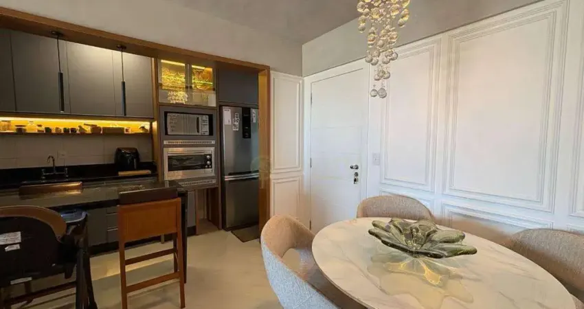 Apartamento com 2 quartos à venda em florianópolis! mobiliado, vista mar e 1 vaga de garagem - bairro estreito.