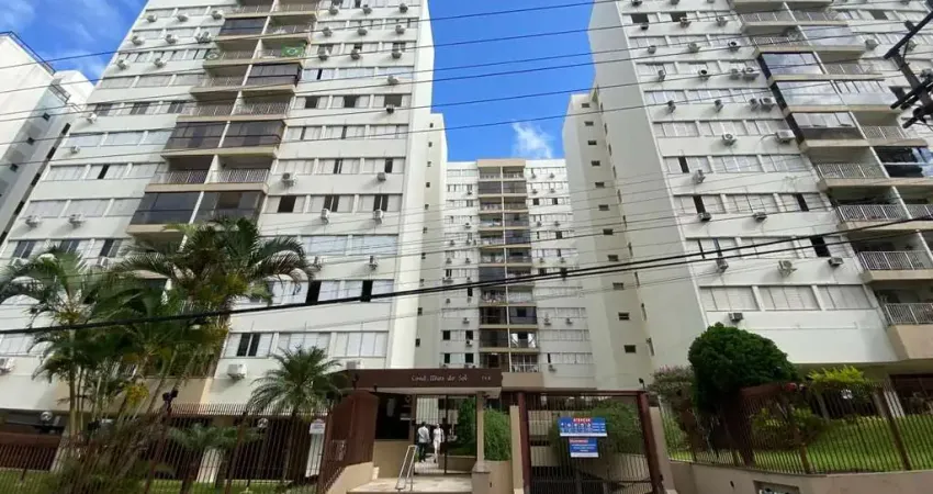 Apartamento com 3 quartos e vista Mar em Florianópolis/SC! Sacada, 97 m² e 1 vaga de garagem - Bairro Centro.