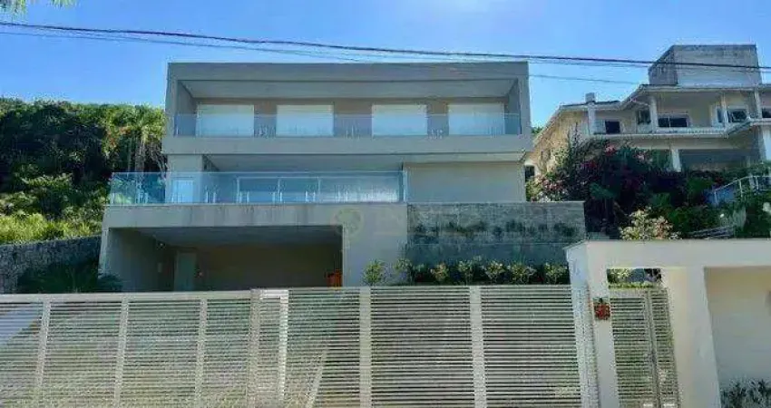 Casa com Piscina Privativa e Vista Mar em Florianópolis/SC! 5 Suítes, Alto padrão, Churrasqueira e 6 vagas - Praia Brava.
